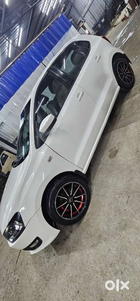 Volkswagen Polo Petrol Automatic 2012