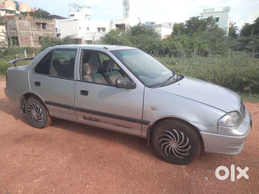 Maruti Suzuki Esteem Lxi - Bsiii, 2006, Petrol