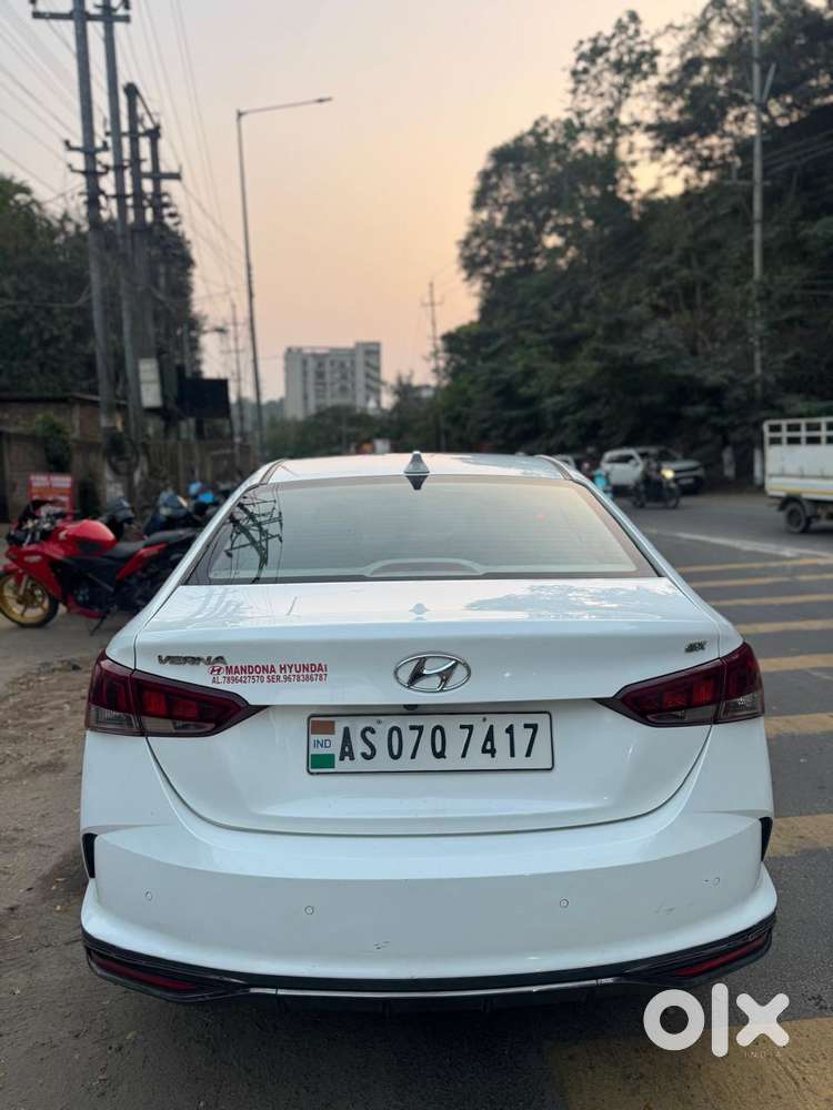 Hyundai Verna 1.5 Sx (o) Vtvt, 2020, Petrol
