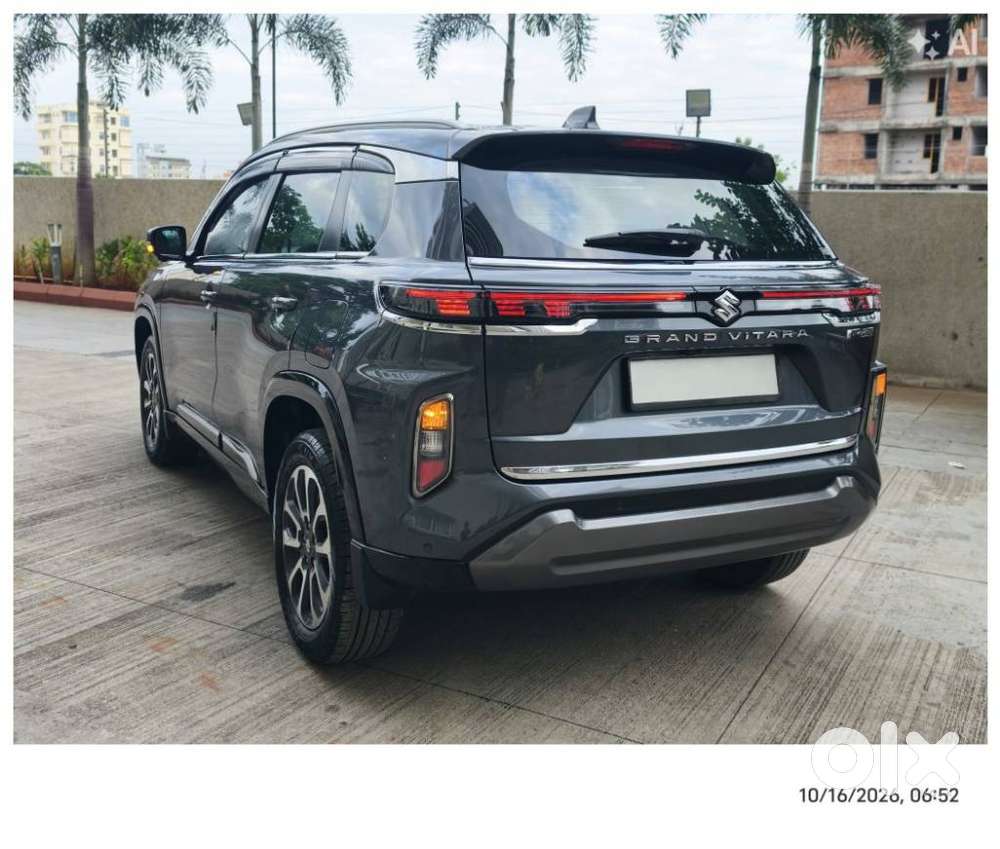 Maruti Suzuki Grand Vitara 1.5 Alpha Plus Intelligent Hybrid Ecvt, 2..