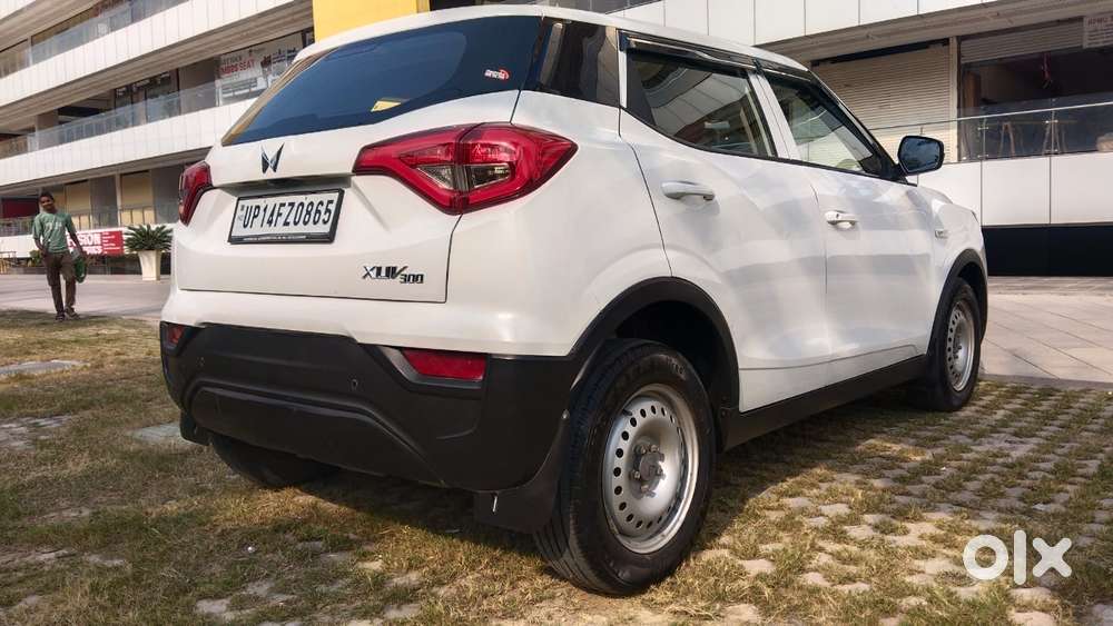 Mahindra Xuv300 W4, 2024, Petrol