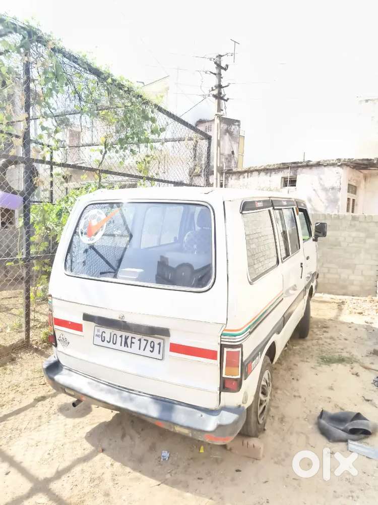 Maruti Suzuki Omni 8-seater 2010 Variant