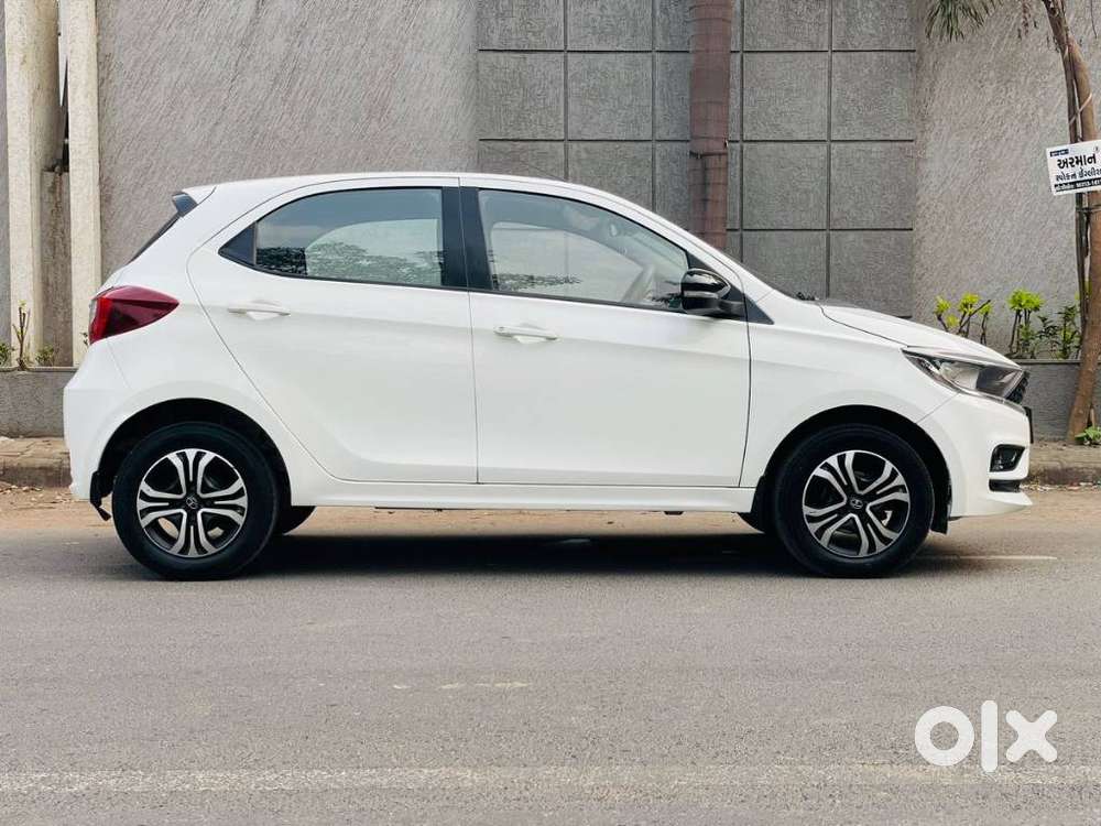 Tata Tiago 1.05 Revotorq Xt, 2023, Cng & Hybrids