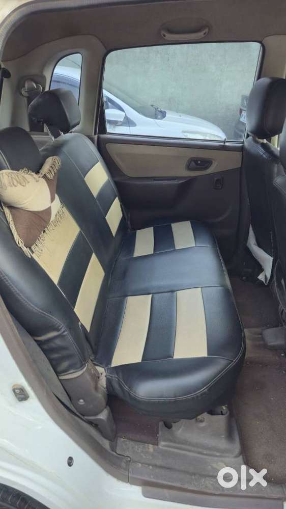 Maruti Suzuki Estilo Vxi, 2011, Petrol