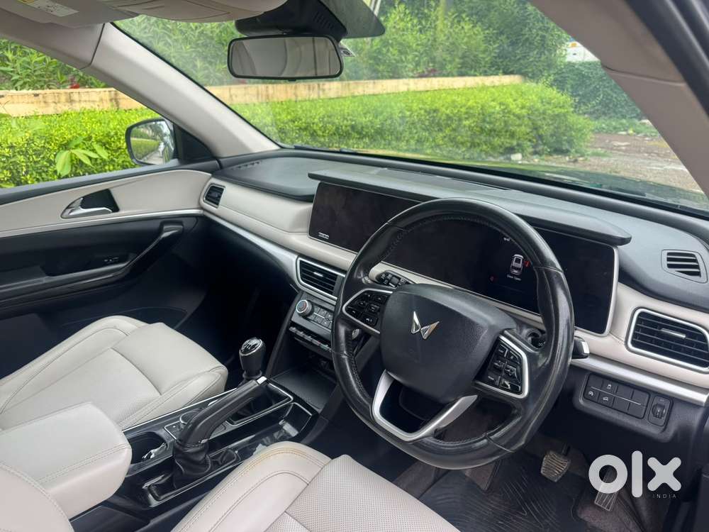 Mahindra Xuv700 2.2 Ax 7 Diesel Mt Str, 2022, Diesel