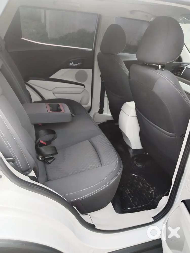 Mahindra Xuv300 Turbosport 2024