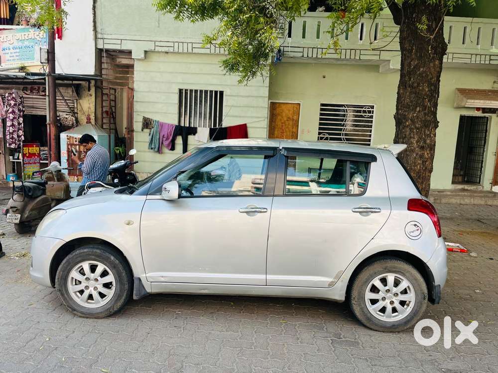 Maruti Suzuki Swift 1.3 Zxi, 2011, Petrol