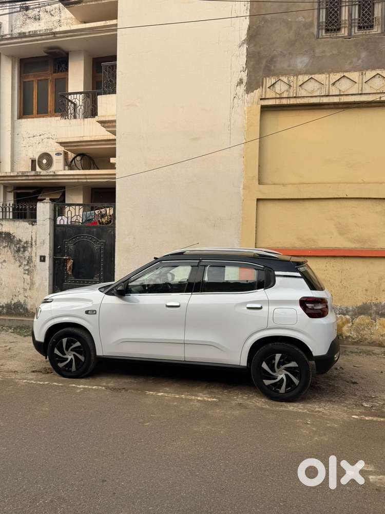 Citroen C3 2026 Petrol 2600 Km Driven