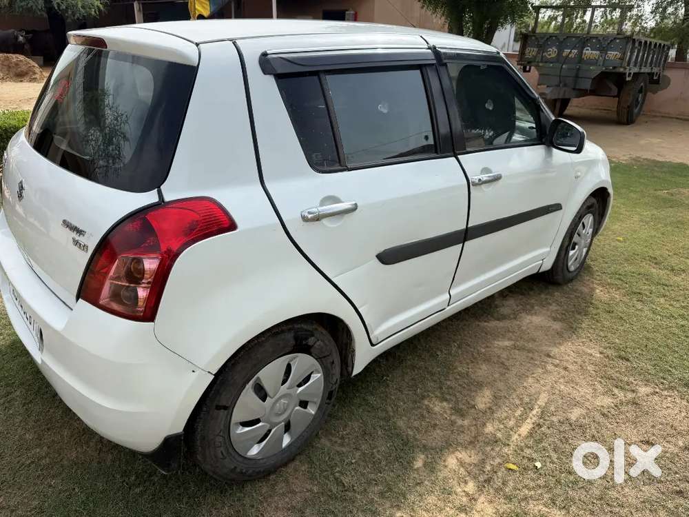Maruti Suzuki Swift 2011 Diesel 90000 Km Driven