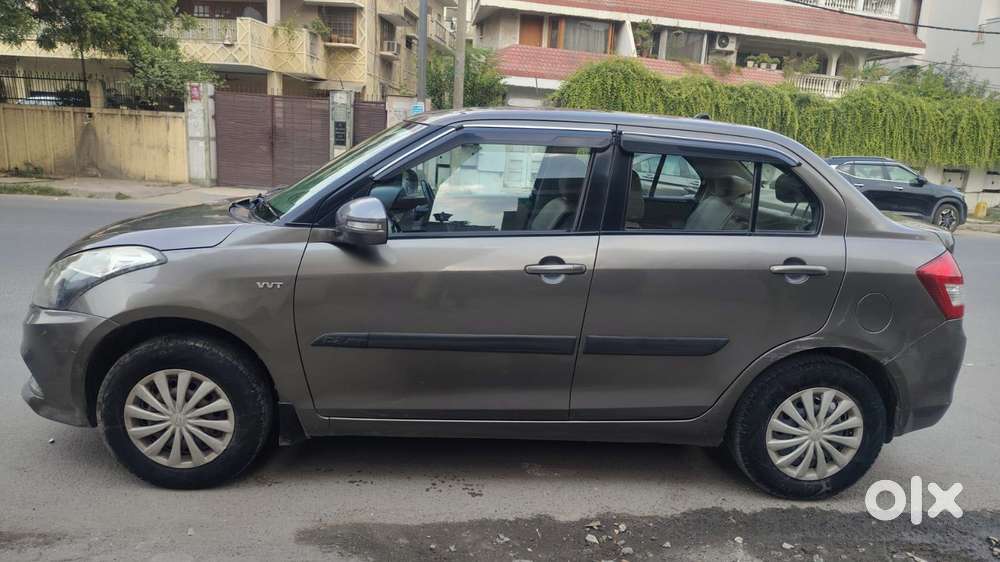 Maruti Suzuki Swift Dzire 1.3 Vxi, 2016, Cng & Hybrids
