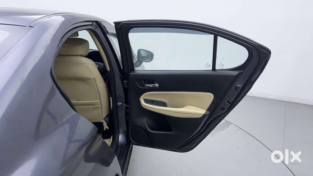 Honda City I-vtec Cvt Zx, 2022, Petrol