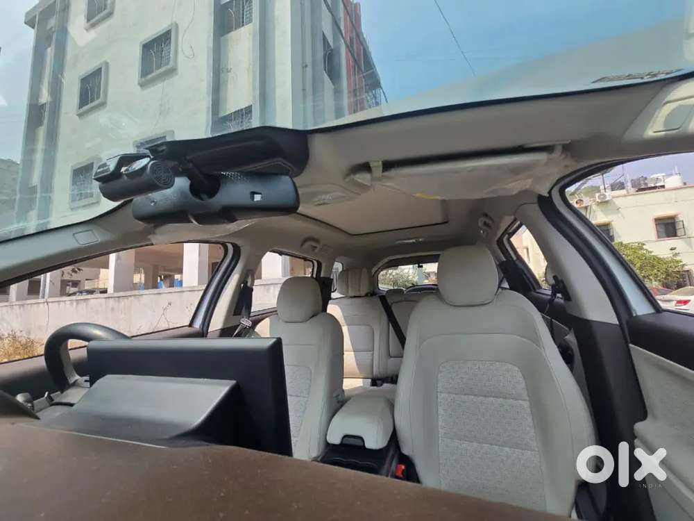 Tata Safari 2025, Top End,  Diesel 15900 Km Driven.