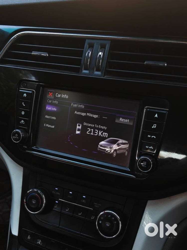 Mahindra Marazzo M8 8str, 2019, Diesel