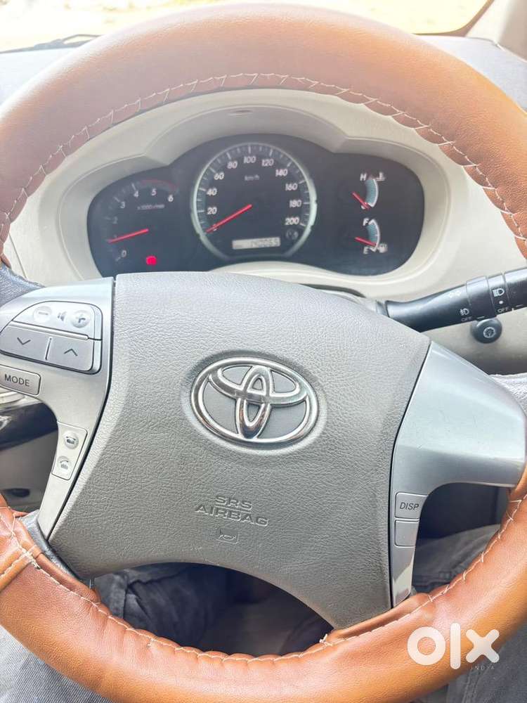 Toyota Innova 2013 Diesel Well Maintained
