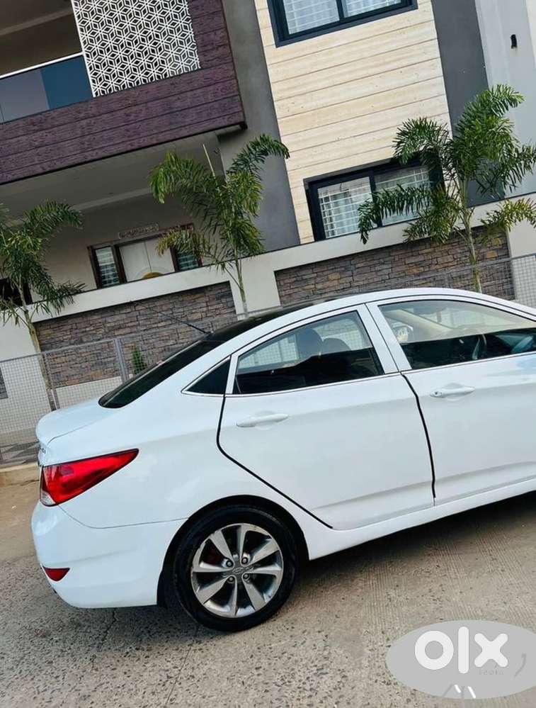 Hyundai Verna 2013