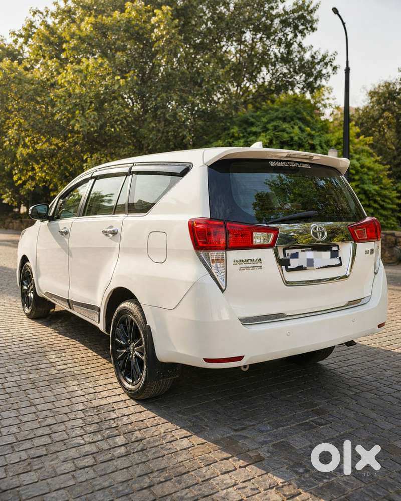Toyota Innova Crysta 2.8 Zx At 7 Seater, 2018, Diesel
