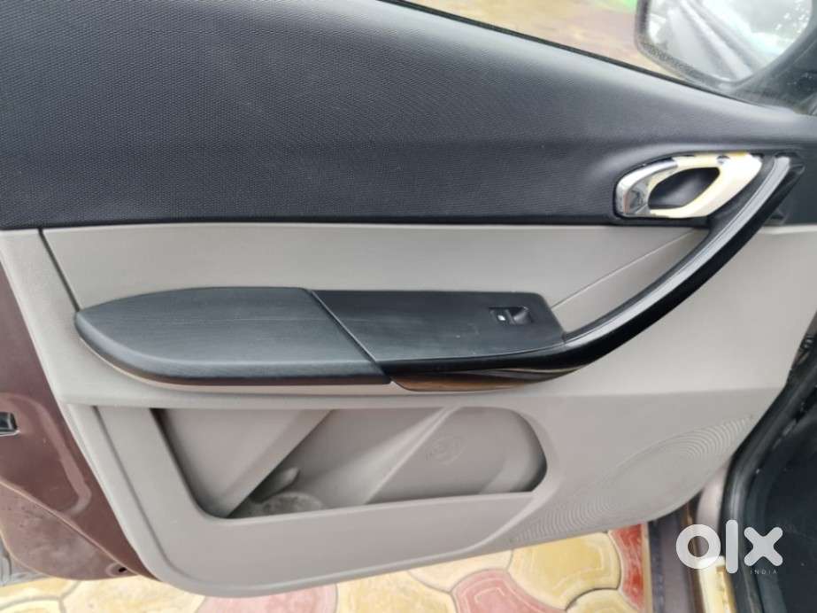 Tata Tiago 1.2 Revotron Xe Option, 2019, Petrol