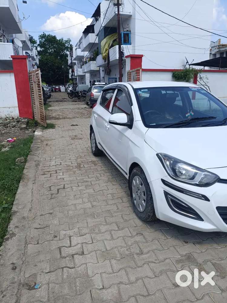 मिडिल क्लास के लोगों के लिए यह एक बहुत अच्छी कiर है