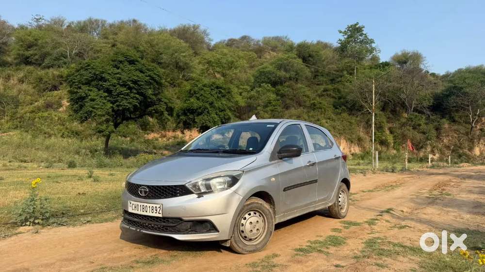 2017 Tata Tiago Xm Diesel | 1st Owner | Sporty Interior | 9 Screen