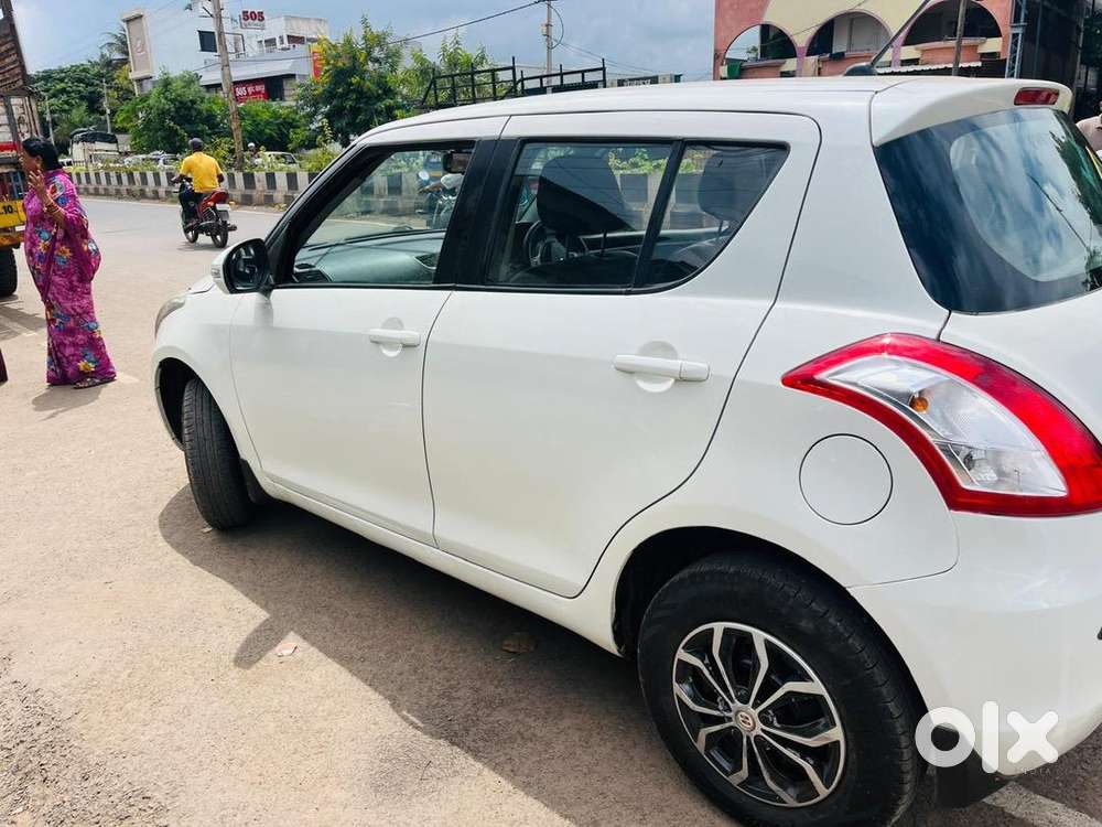 Maruti Suzuki Swift 2015 Diesel Well Maintained