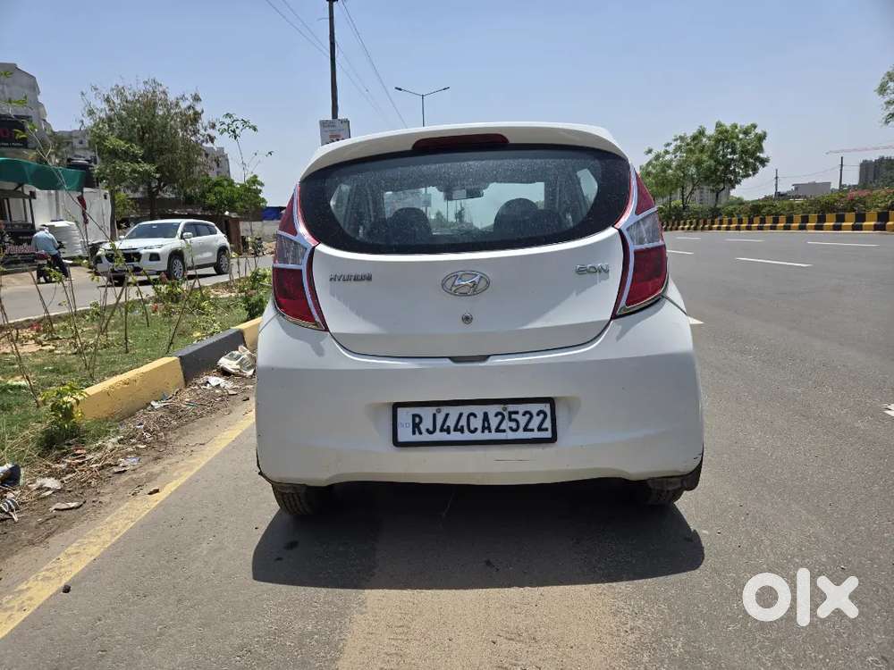 Hyundai Eon Car