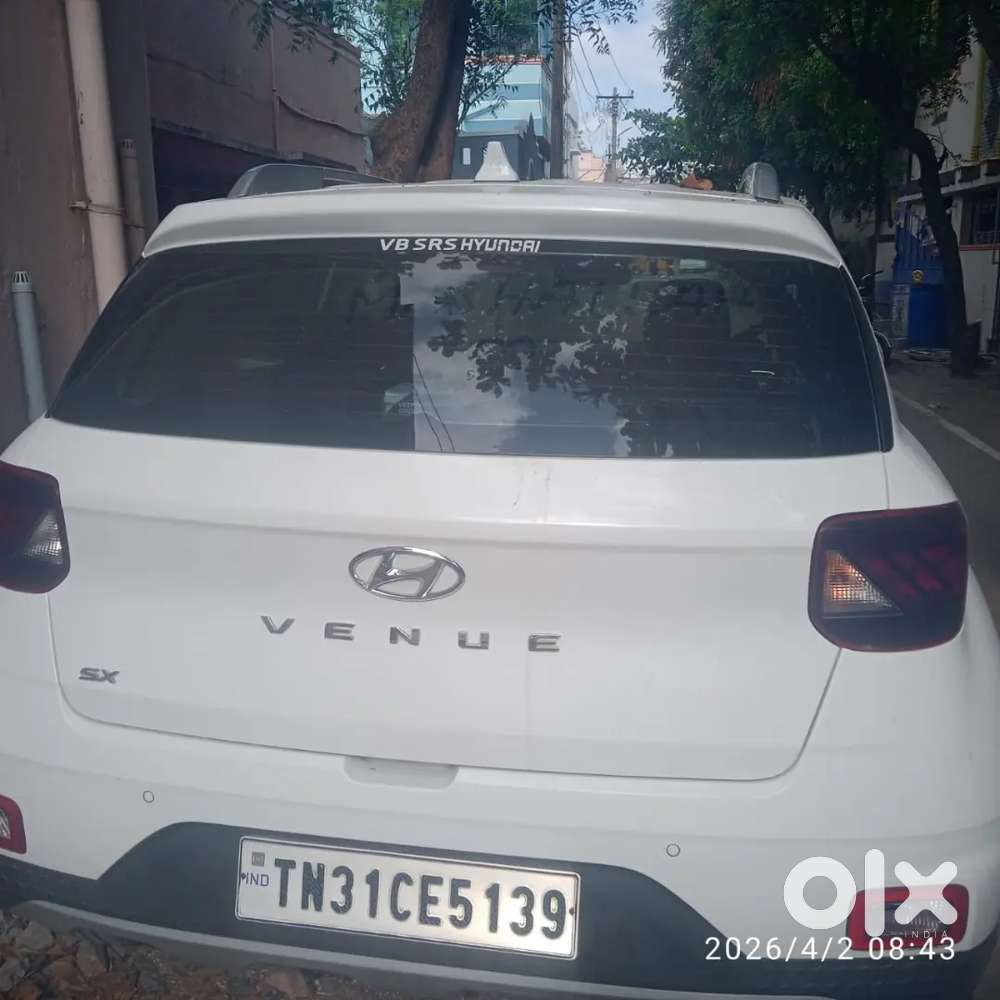 Hyundai Venue 2022 Diesel 120500 Km Driven