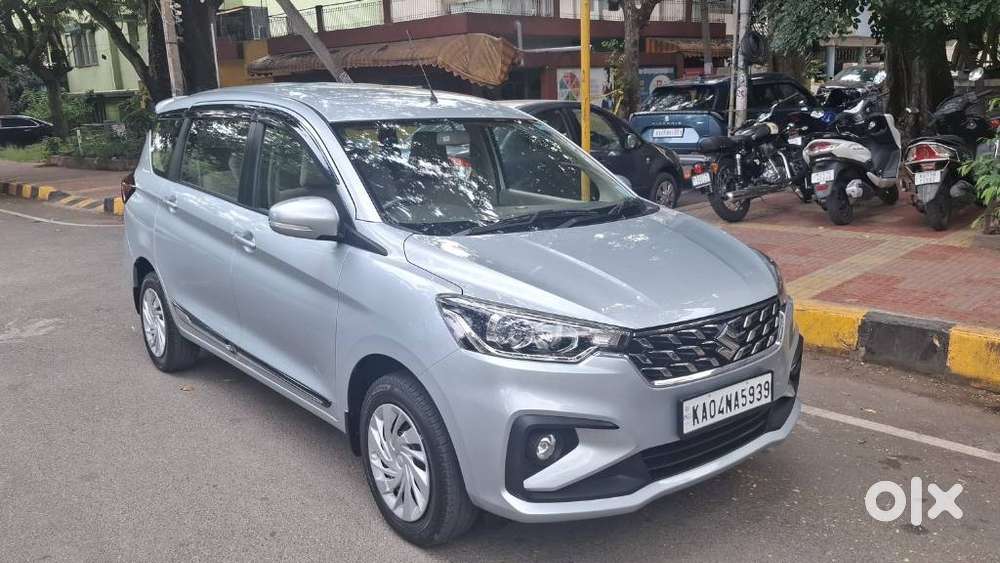 Maruti Suzuki Ertiga Vxi Shvs, 2022, Petrol