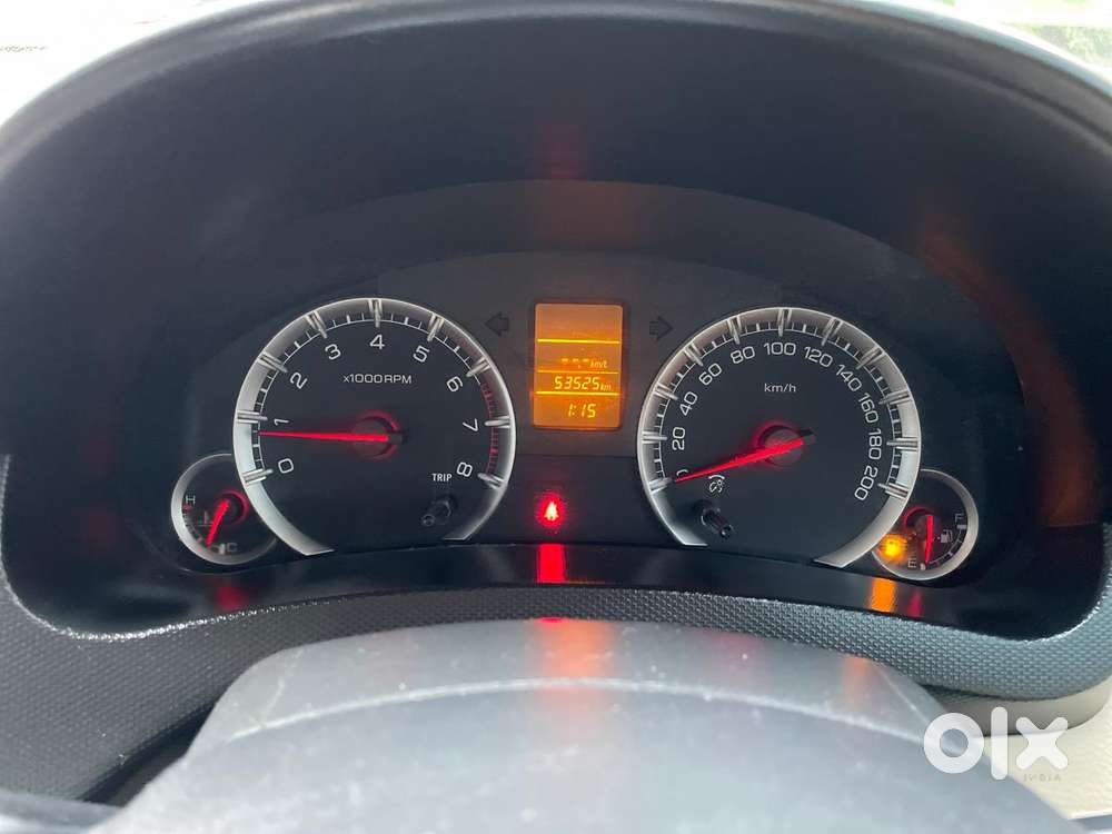 Maruti Suzuki Swift Dzire Vxi Optional, 2017, Petrol