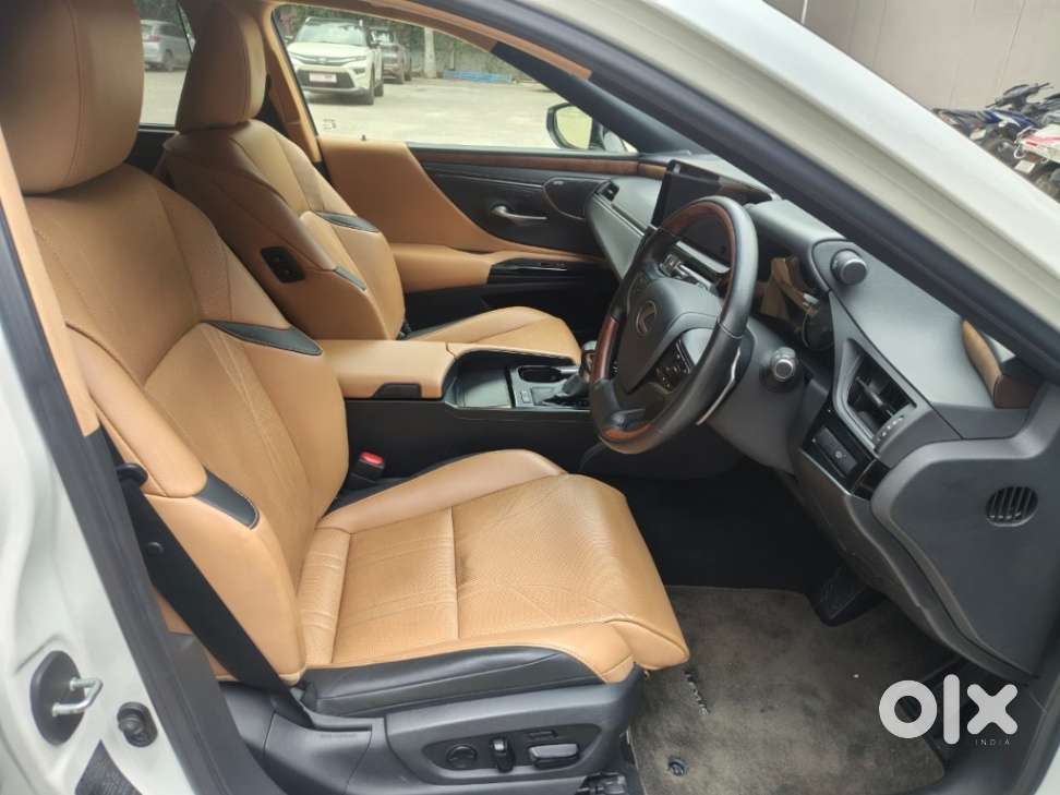 Lexus Es 300h, 2023, Petrol