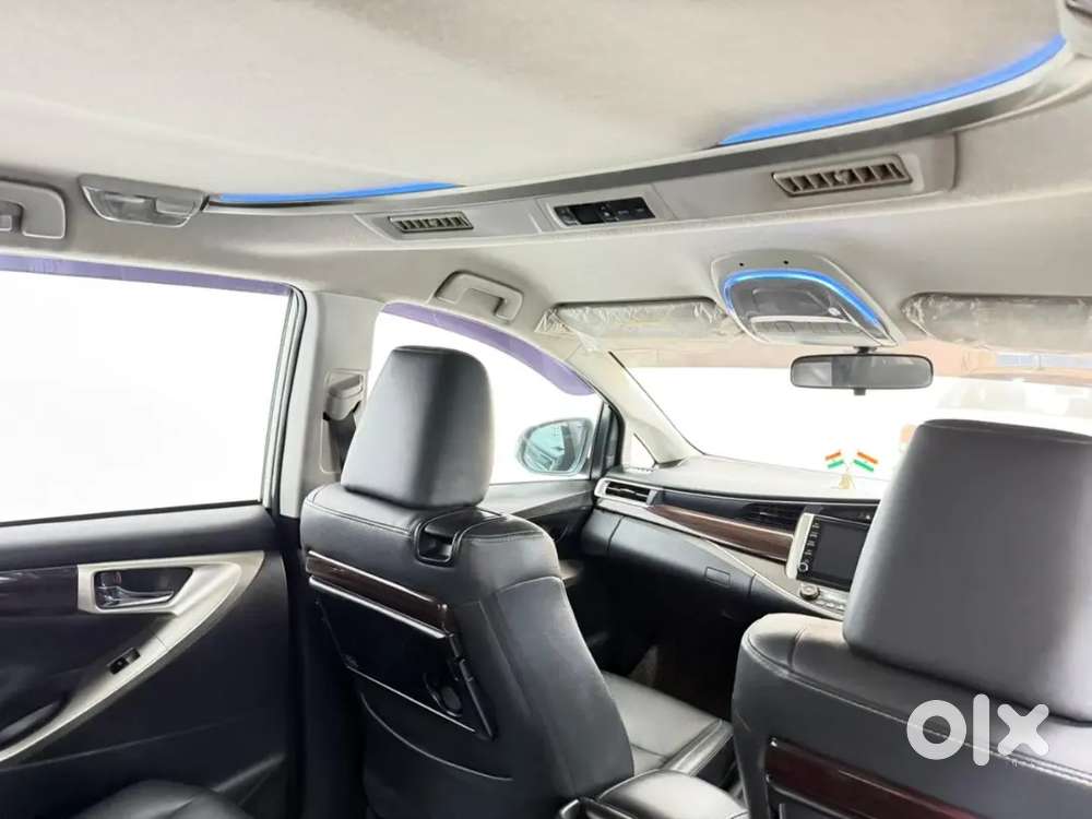 Toyota Innova Crysta 2022 Diesel 118000 Km Driven