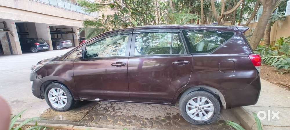 Toyota Innova Crysta 2016