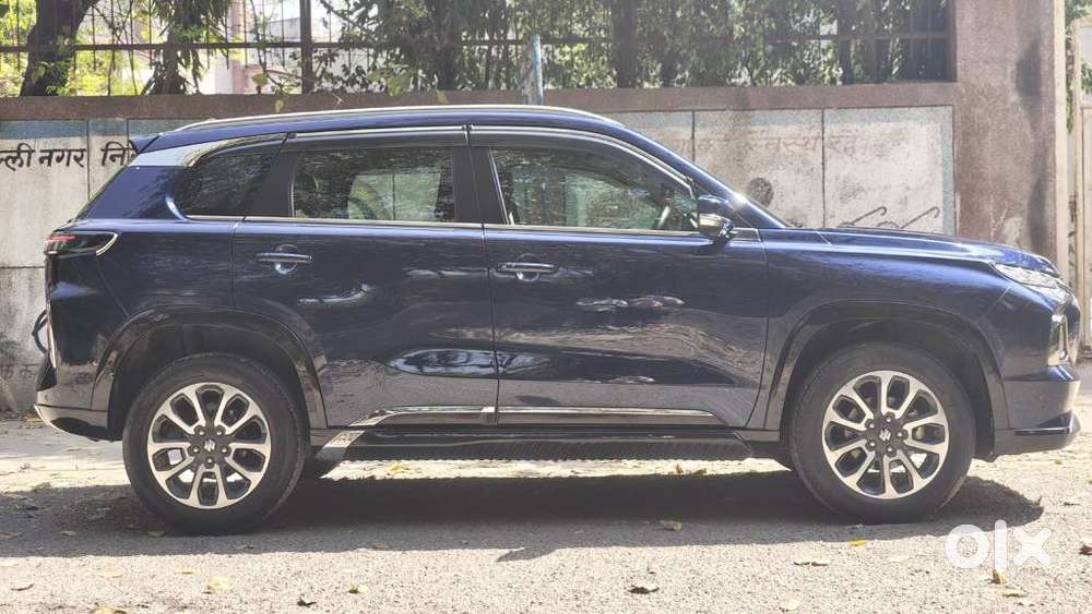 Maruti Suzuki Grand Vitara 1.5 Alpha Plus Intelligent Hybrid Ecvt, 2..