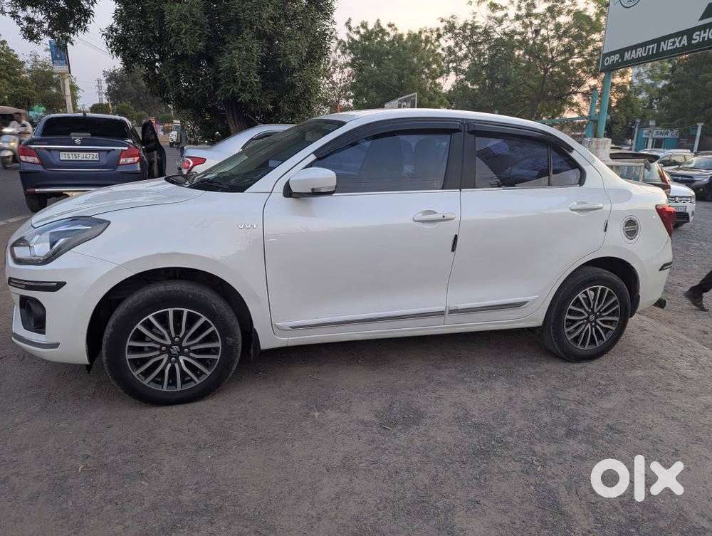 Maruti Suzuki Swift Dzire Amt Zxi Plus, 2017, Petrol