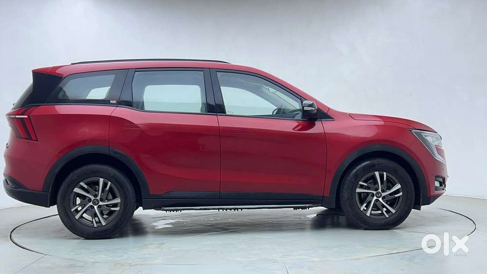 Mahindra Xuv700 2.0 Ax 5 Petrol At Str, 2022, Petrol