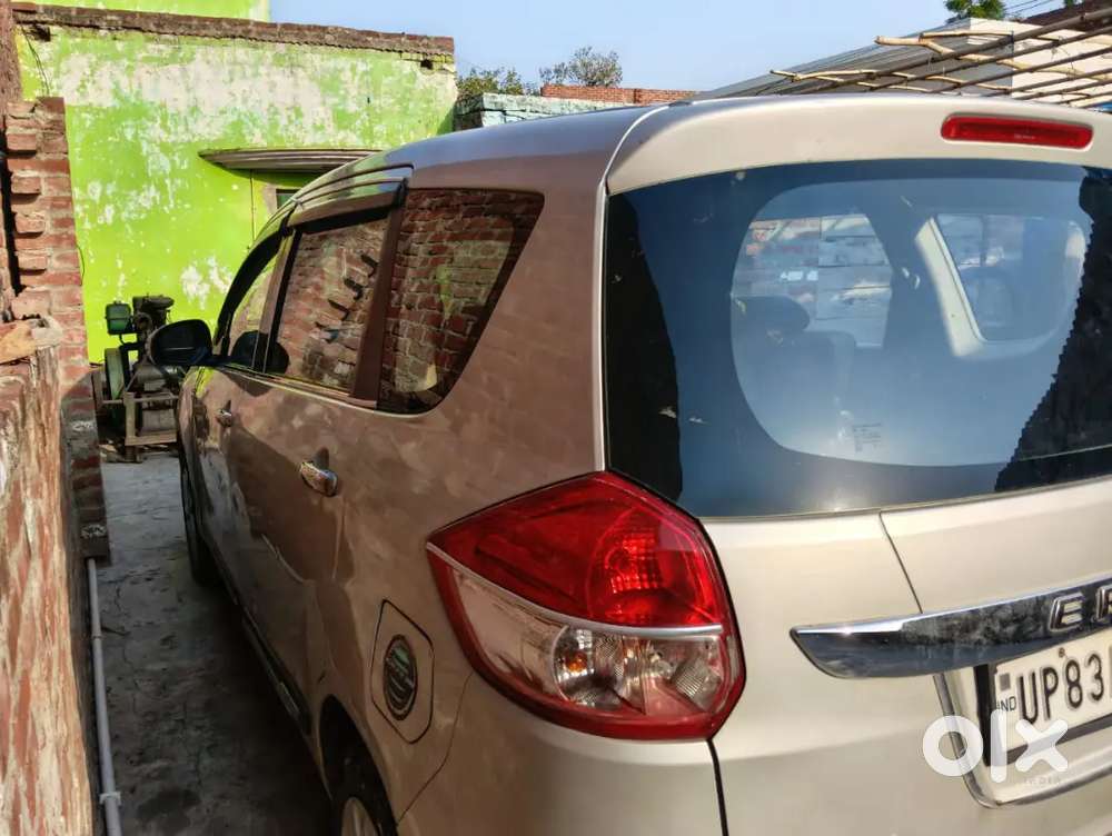 Maruti Suzuki Ertiga 2015 Diesel 120000 Km Driven December Model