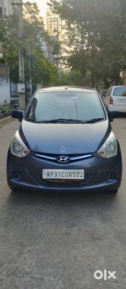 Hyundai Eon 2014 Petrol 96000 Km Driven @ Rs.2,15,000/-