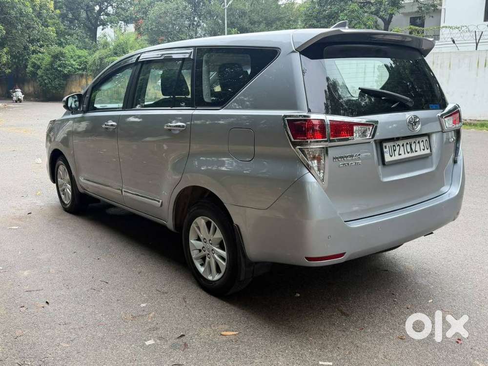 Toyota Innova Crysta 2.4 G Mt, 2021, Diesel