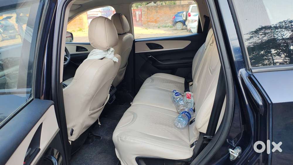 Mahindra Xuv700 2.2 Ax 5 Diesel Mt 7 Str, 2022, Diesel