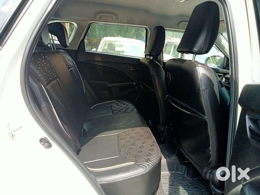 Maruti Suzuki Brezza Vxi At, 2023, Petrol