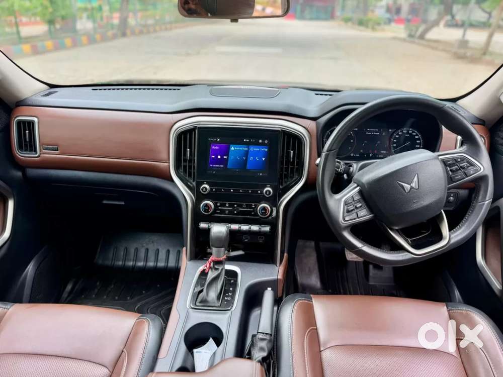 Mahindra Scorpio-n 2.0 Z8 L Petrol At 7 Str, 2022, Petrol