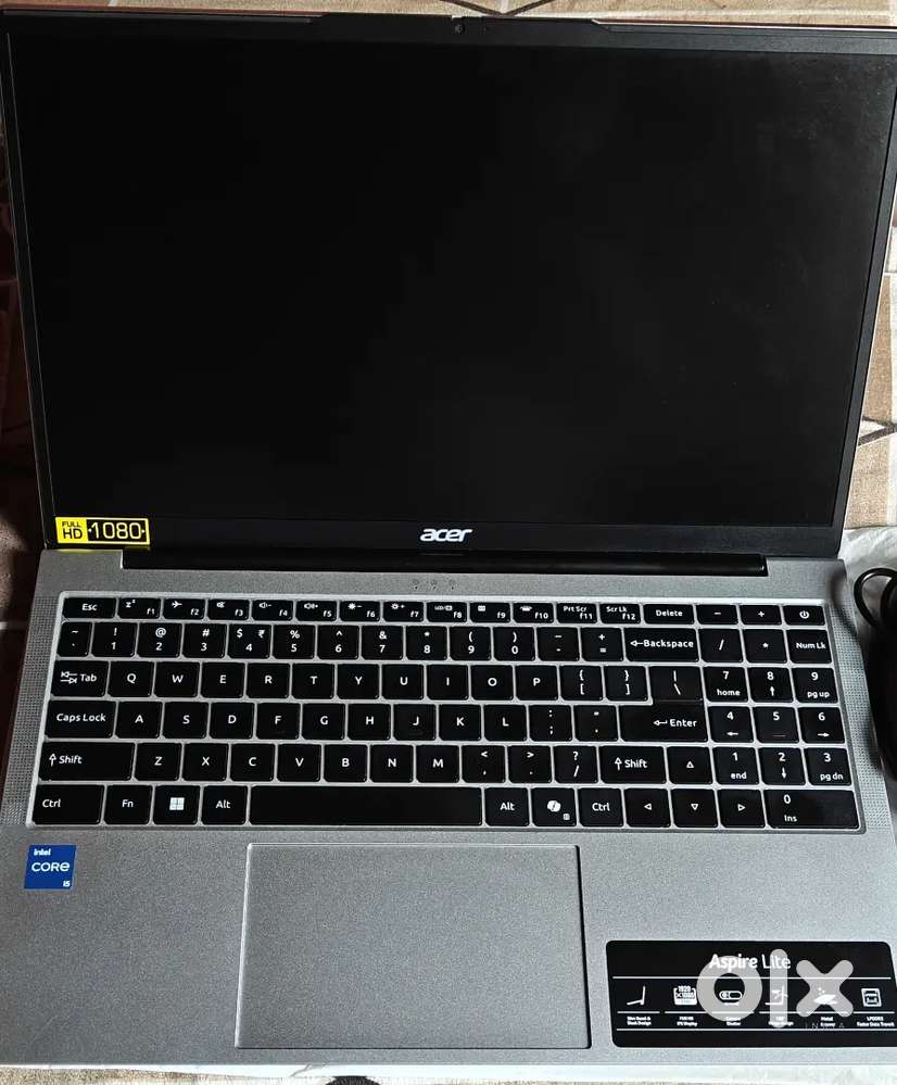 Almost new Acer Aspire Lite - Intel core i5(12th Gen) 16GB/512 GB