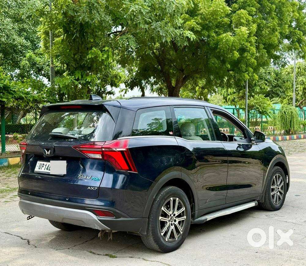 Mahindra Xuv700 2.0 Ax 7 Petrol At Str, 2022, Petrol