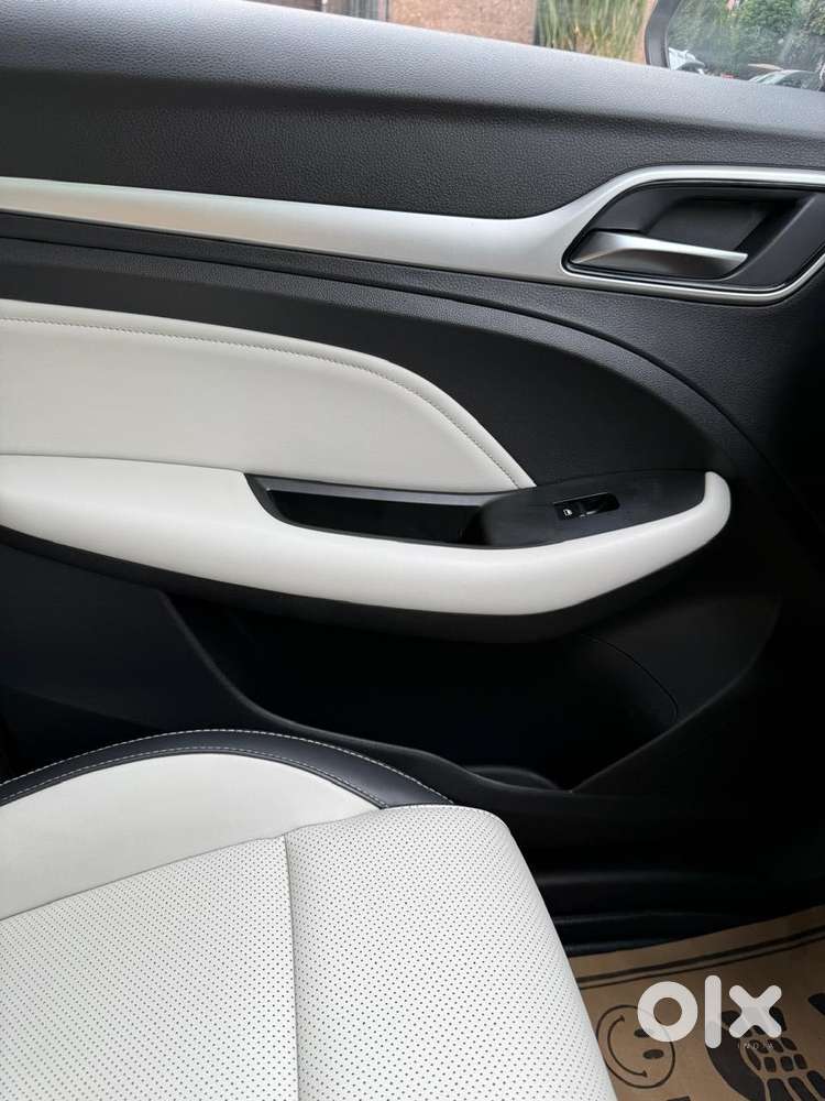 Mg Astor Zs Vti-tech Cvt Sharp, 2022, Petrol