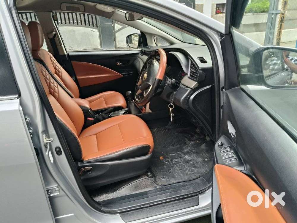 Toyota Innova Crysta 2.4 Gx Mt 8s, 2017, Diesel