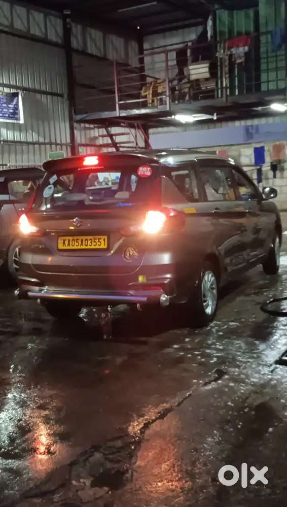 Maruti Ertiga Vxi 2025