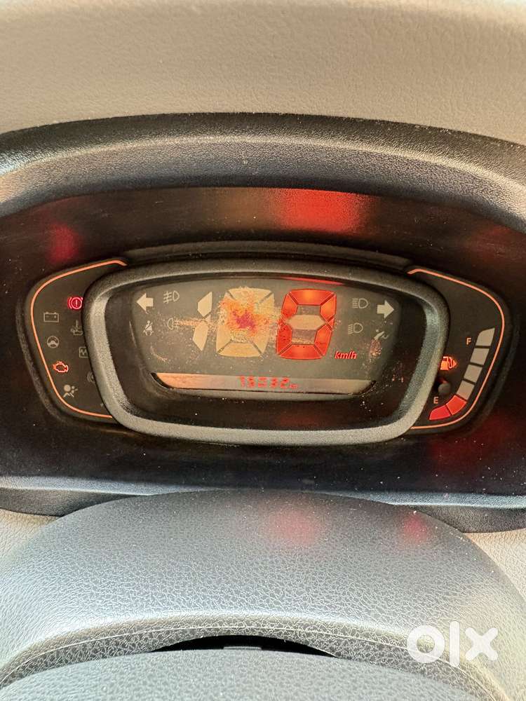 Renault Kwid 1.0 Rxt Live For More Edition, 2018, Petrol