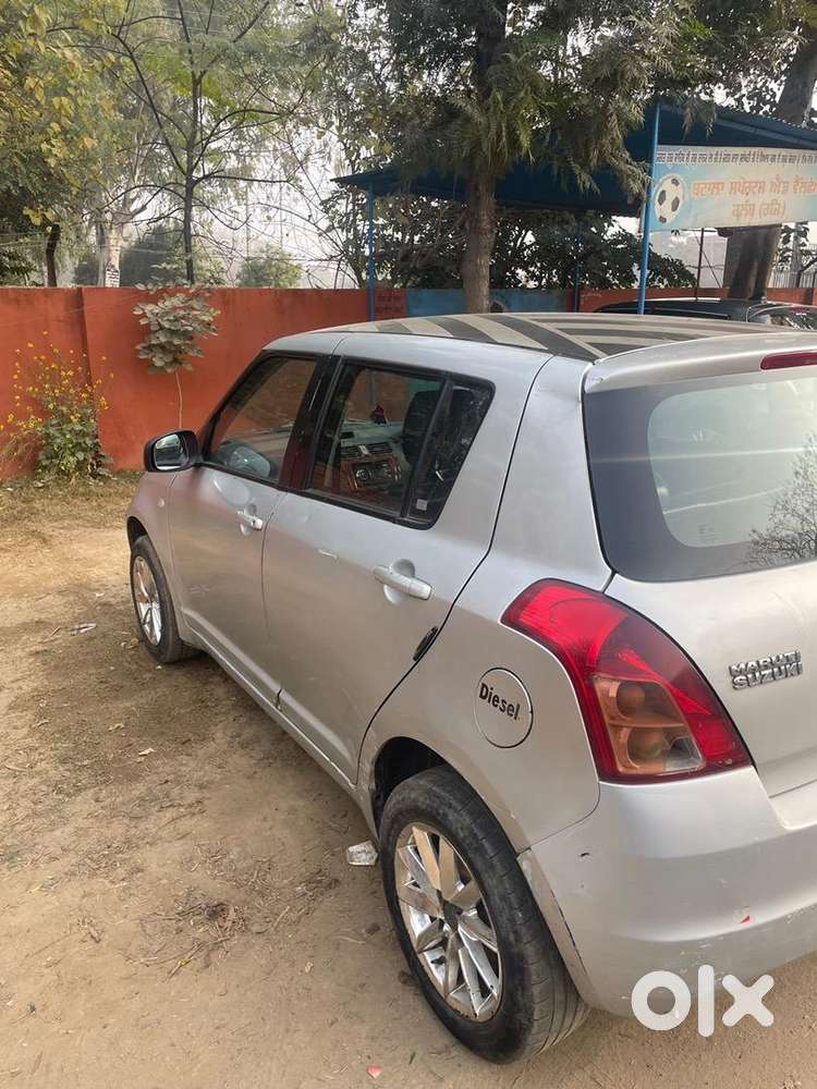 Maruti Suzuki Swift 2009 Diesel 114736 Km Driven