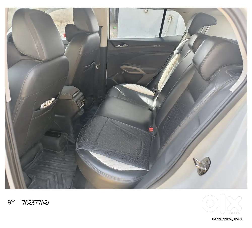 Skoda Kylaq Signature Petrol Manual 2025