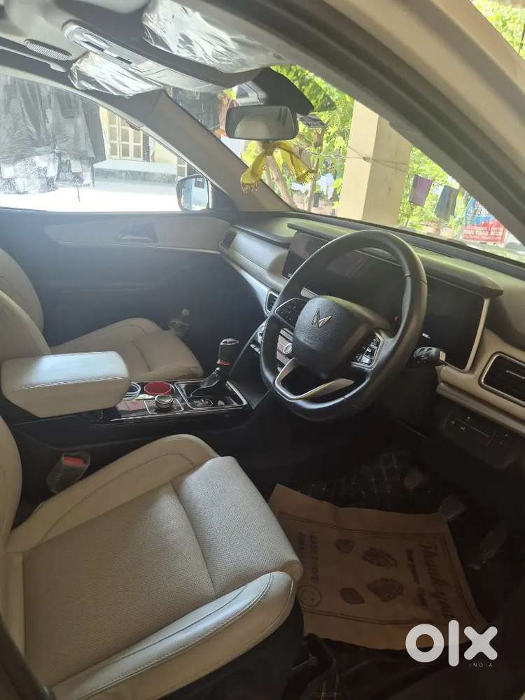 Mahindra Xuv700 2022 Diesel 87000 Km Driven