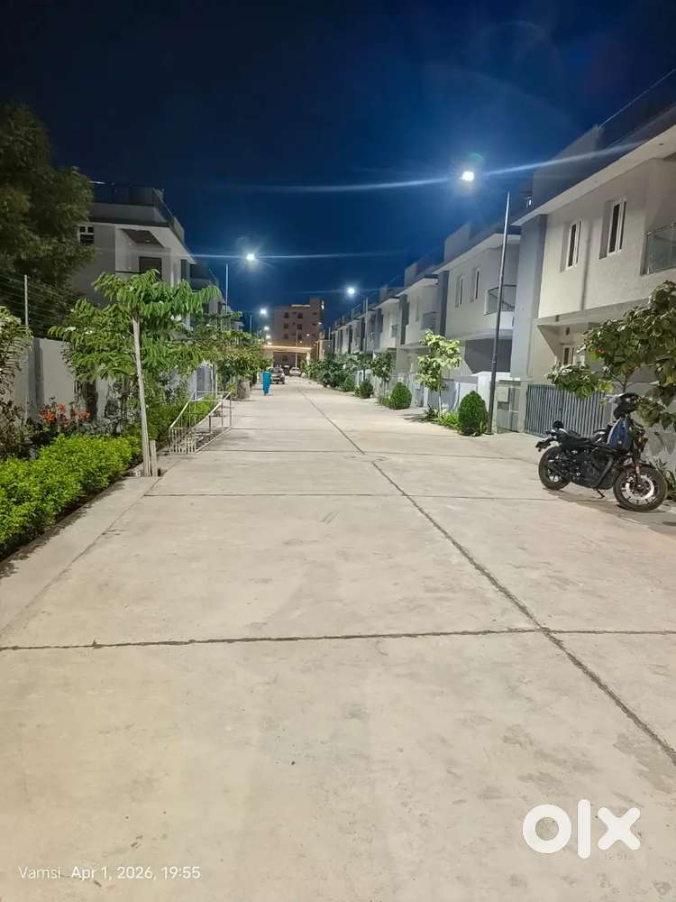 Ready to move duplex house